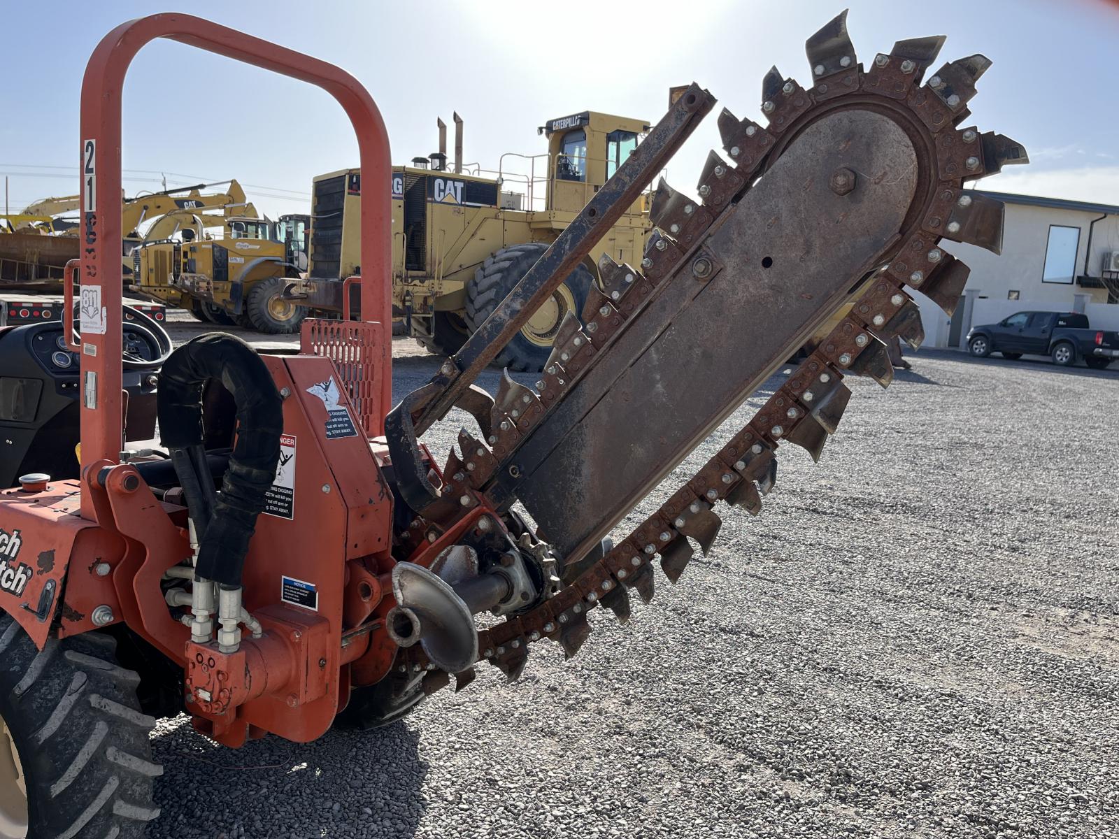 ./imagenes/INVOICE/2019/15606/ZANJADORA DITCH WITCH  RT45 (7).JPG